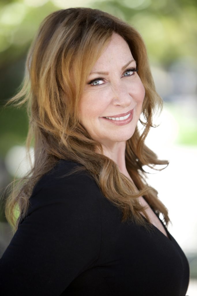 celebrity manicurist Deborah Lippmann profile photo smiling