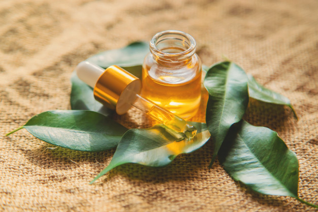 tea tree oil as acne home remedy