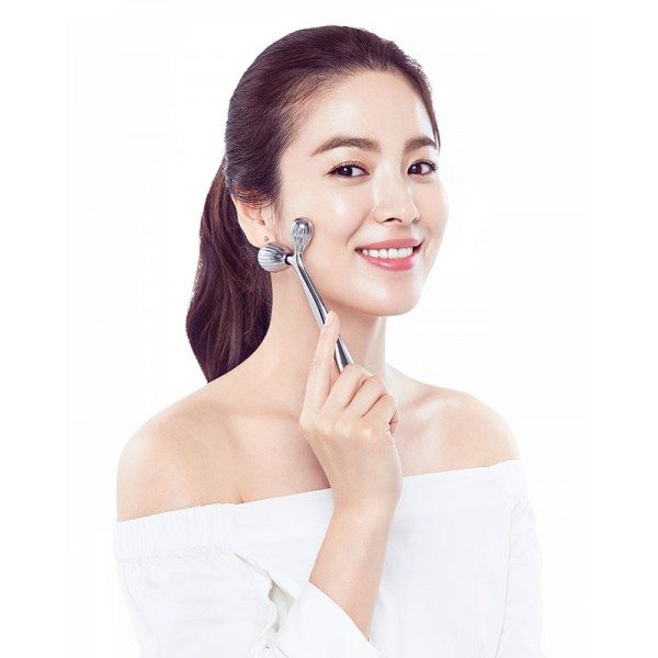 Laneige Time Freeze Face-Fit Roller