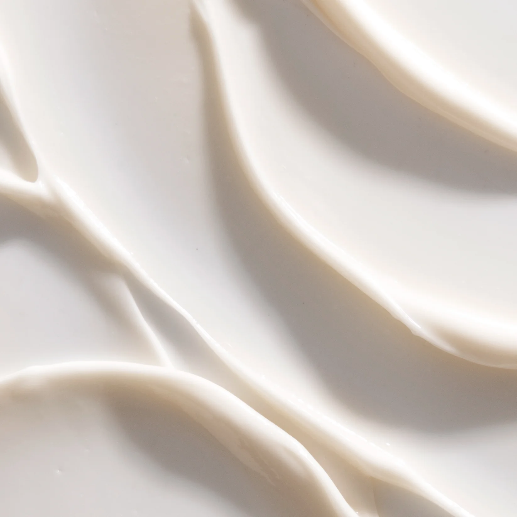 https://d3vlxf0ngetfml.cloudfront.net/blog-media/original_images/d97d62c0_Moisturizer_02.webp