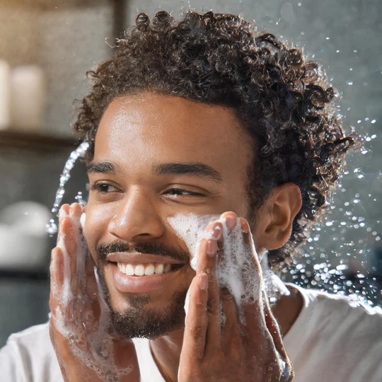 https://d3vlxf0ngetfml.cloudfront.net/blog-media/original_images/man_washing_his_face_540x.webp
