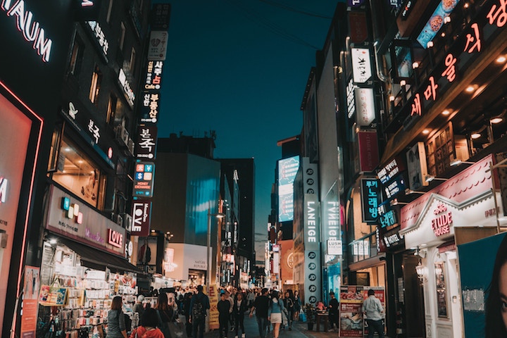 shopping in seoul