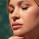 https://d3vlxf0ngetfml.cloudfront.net/compressed/blog-media/original_images/86111b86_HONEY-FLUFF-LIP-CREAM-002_w128.jpg