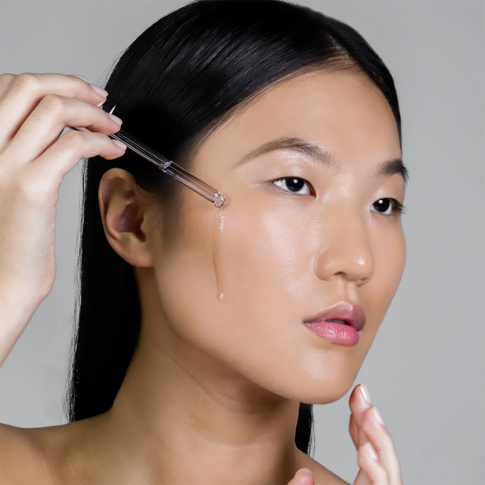 https://d3vlxf0ngetfml.cloudfront.net/compressed/blog-media/original_images/Bakuchiol-Complete-Plant-Based-Retinol-Alternative-Serum-2.jpg