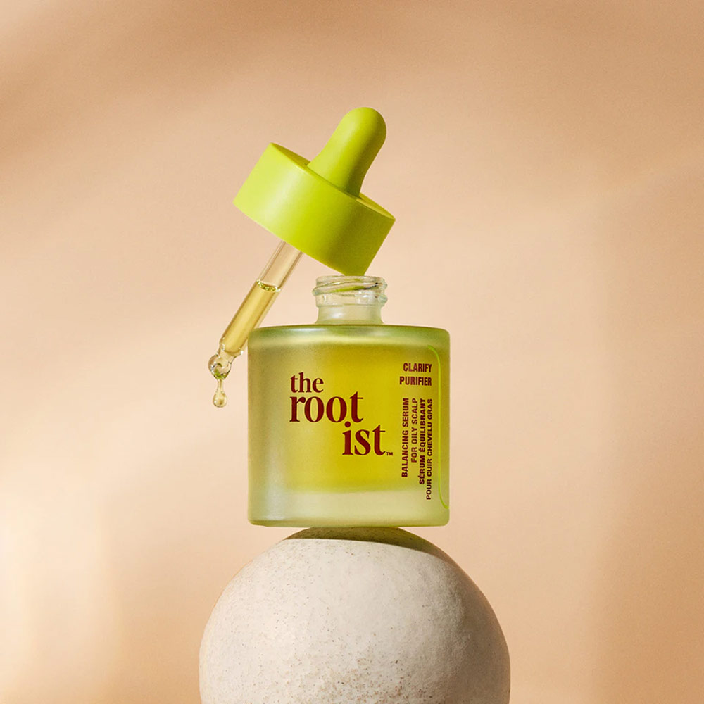 https://d3vlxf0ngetfml.cloudfront.net/compressed/blog-media/original_images/Balancing-Serum-for-Oily-Scalp-2.jpg