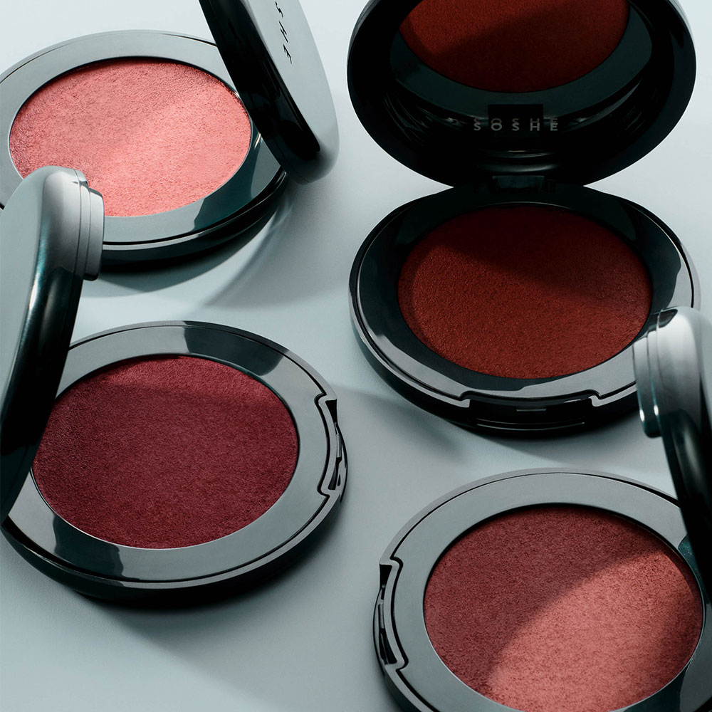 https://d3vlxf0ngetfml.cloudfront.net/compressed/blog-media/original_images/Blurring-Pillow-Blush-Soshe-Beauty2.jpg