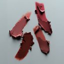 https://d3vlxf0ngetfml.cloudfront.net/compressed/blog-media/original_images/Blurring-Pillow-Blush-Soshe-Beauty3_w128.jpg