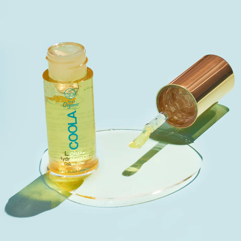 https://d3vlxf0ngetfml.cloudfront.net/compressed/blog-media/original_images/LipLux-Hydrating-Lip-Oil-SPF30-02.jpg
