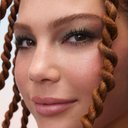https://d3vlxf0ngetfml.cloudfront.net/compressed/blog-media/original_images/Love-The-Lift-Curling--Volumizing-Mascara-04_w128.jpg