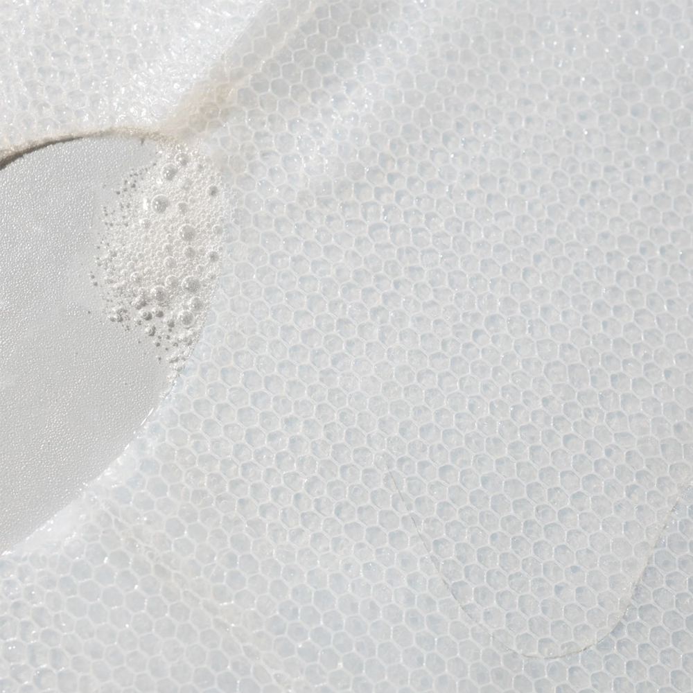 https://d3vlxf0ngetfml.cloudfront.net/compressed/blog-media/original_images/Micro-Defense-Microbiome-Sheet-Mask-02.jpg