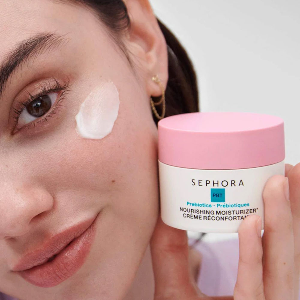 https://d3vlxf0ngetfml.cloudfront.net/compressed/blog-media/original_images/Nourishing-Moisturizer-for-Skin-Barrier-03.jpg