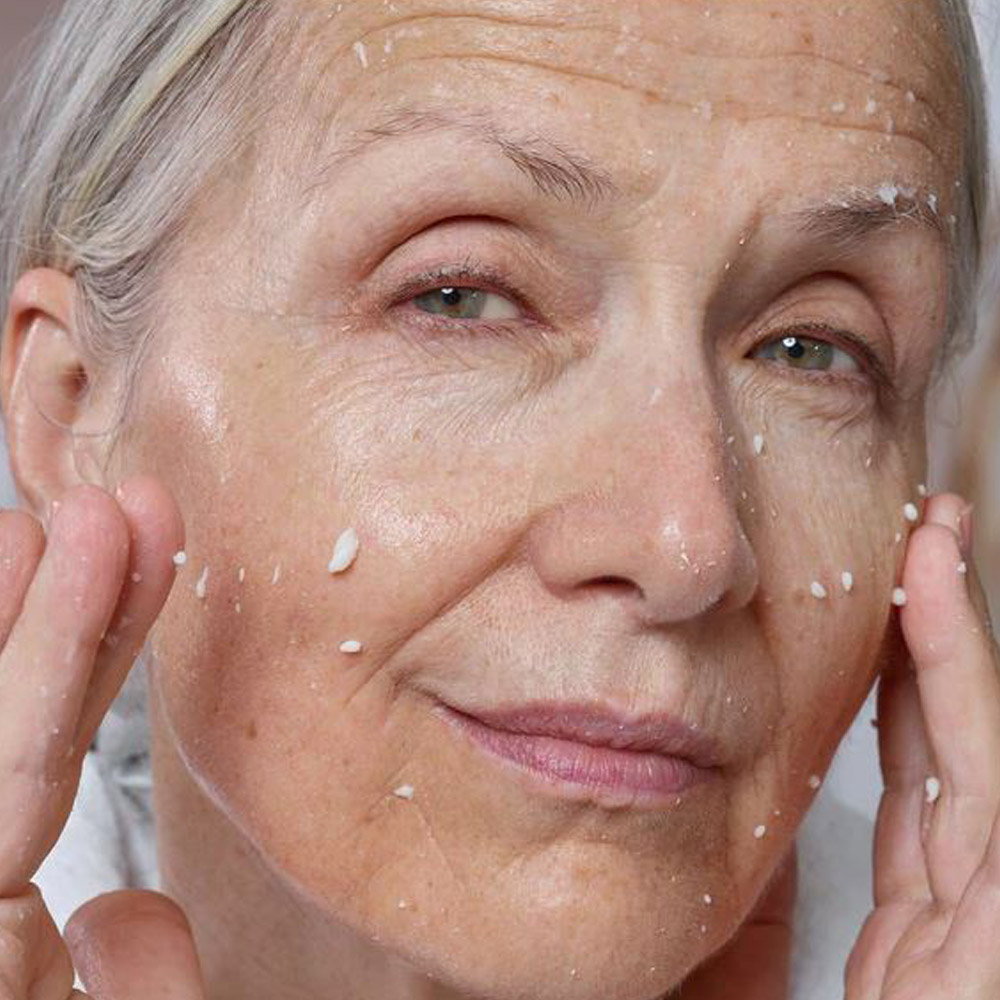 https://d3vlxf0ngetfml.cloudfront.net/compressed/blog-media/original_images/Nudestix-Lemon-Aid-Detox--Glow-Micro-Peel_6.jpg