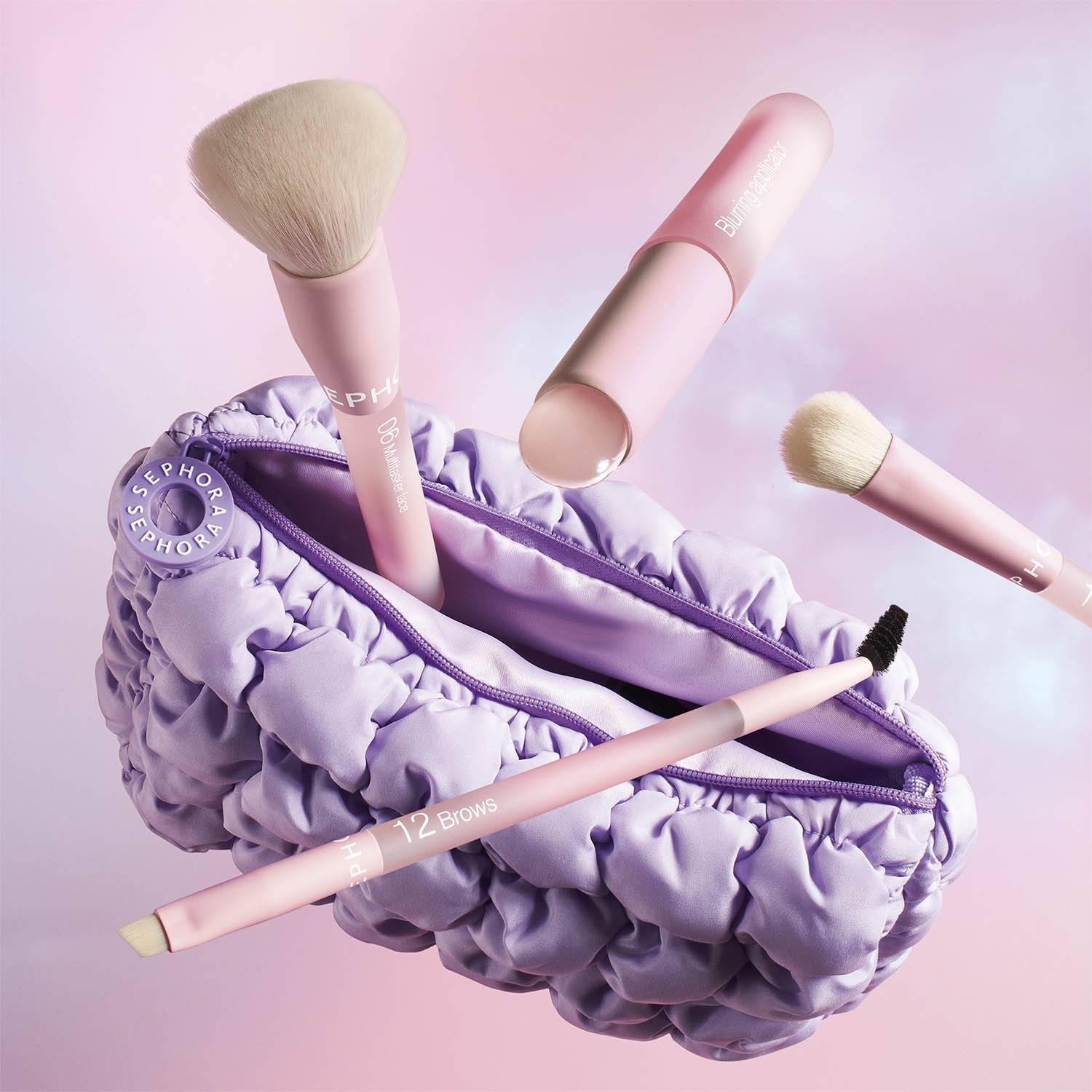 https://d3vlxf0ngetfml.cloudfront.net/compressed/blog-media/original_images/Pillow_Dream_Face_and_Eye_Brush_Set_02.jpg
