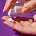 https://d3vlxf0ngetfml.cloudfront.net/compressed/blog-media/original_images/RevitaBond-Smoothing-Serum_03_w128.jpg