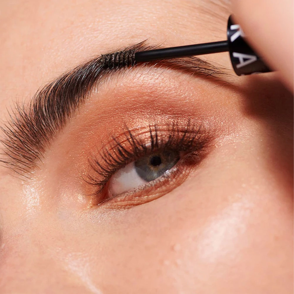 https://d3vlxf0ngetfml.cloudfront.net/compressed/blog-media/original_images/SEPHORA-COLLECTION--Tinted-Volumizing-Eyebrow-Gel--02.jpg