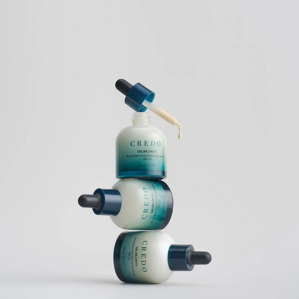 https://d3vlxf0ngetfml.cloudfront.net/compressed/blog-media/original_images/Solar-Limits-Broad-Spectrum-SPF-43-Sheer-Hydrating-Sunscreen-Serum4.jpg