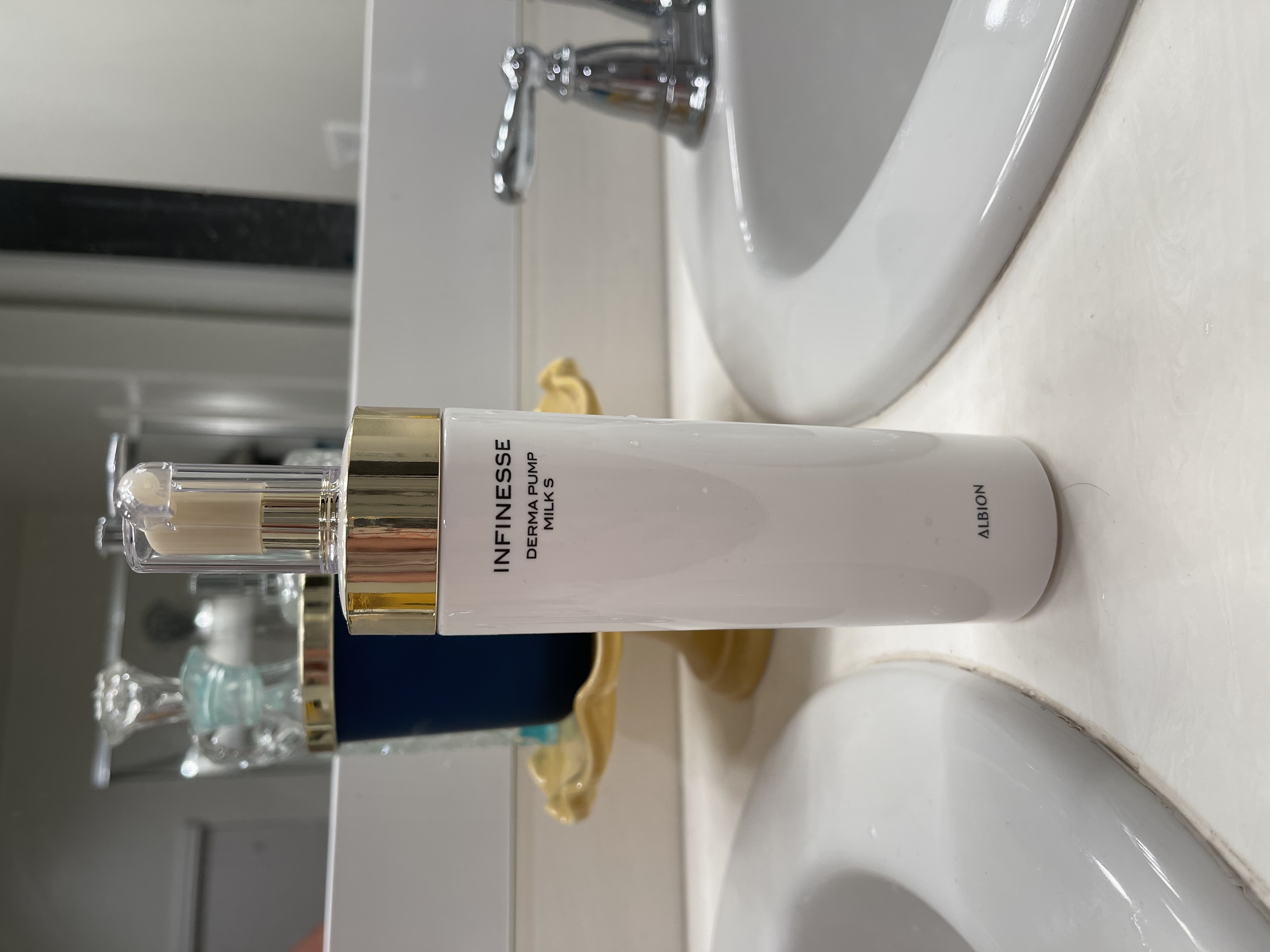 INFINESSE Derma Pump Milk