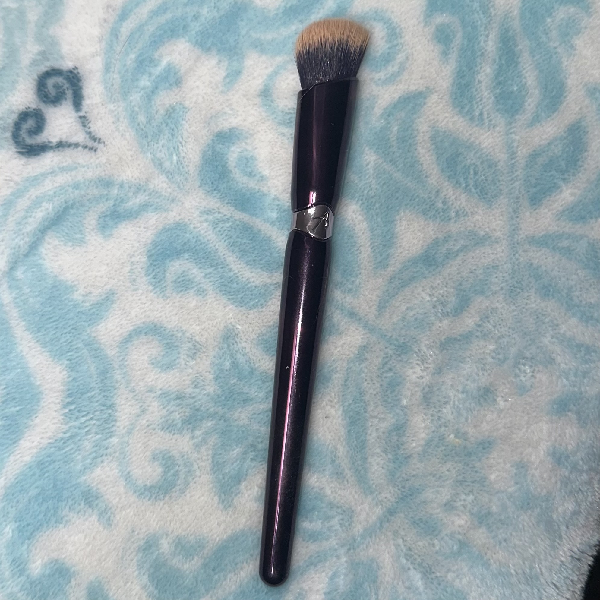 ANISA Beauty Angled Concealer Brush