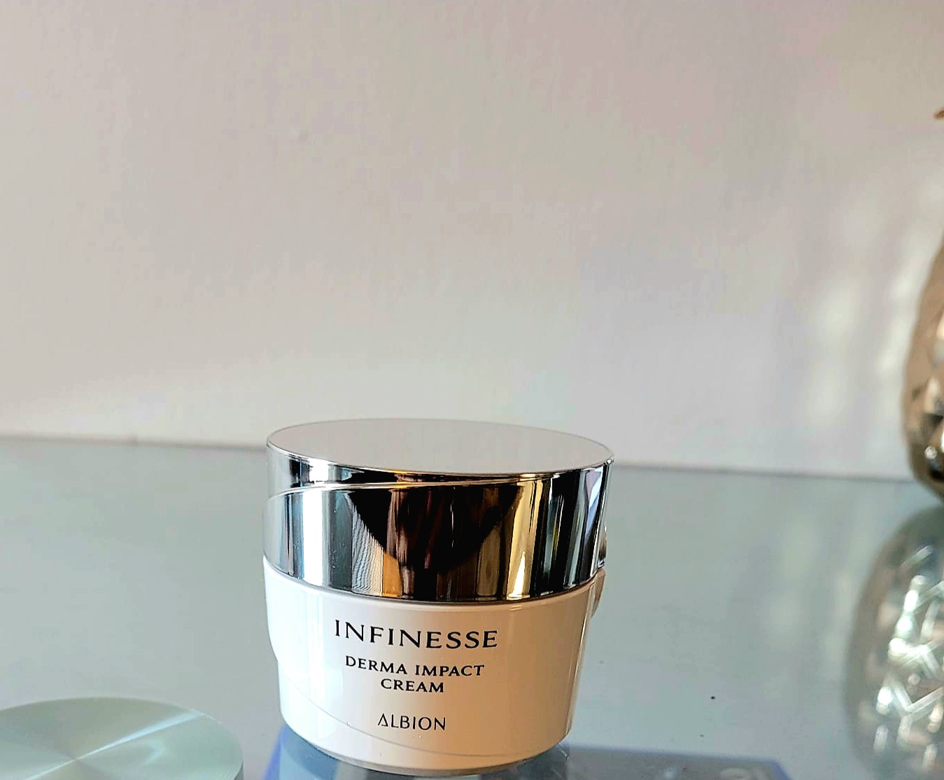 Infinesse Derma Impact Cream